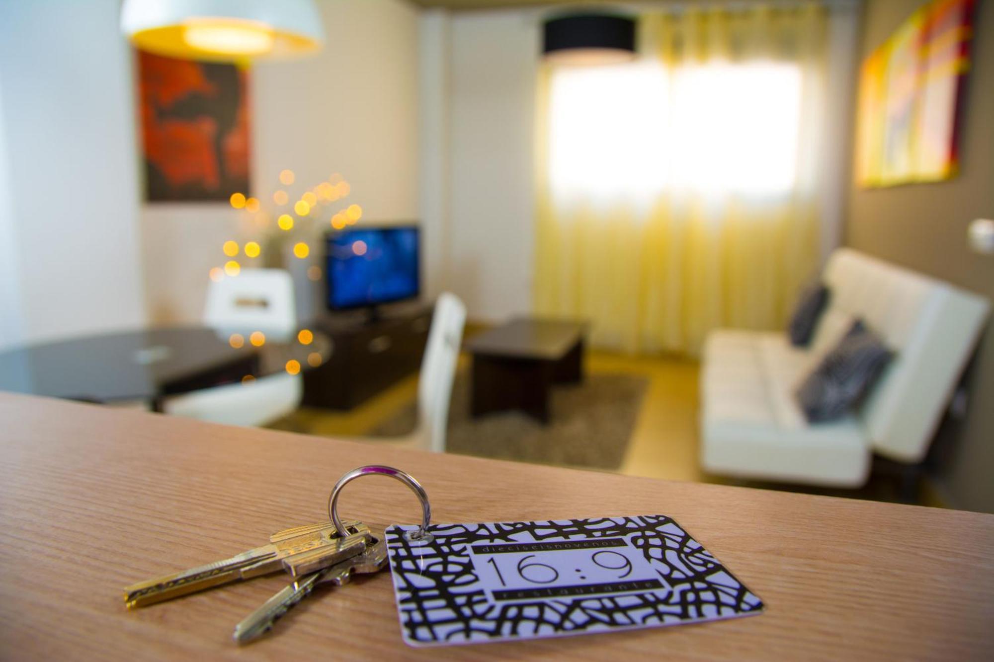 16:9 Playa Apartment Almeria